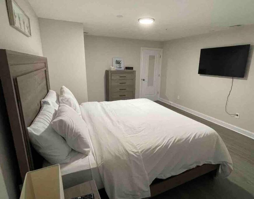 Luxury **Cozy• 2 Bedroom 2 Min. From Ewr / Newark Downtown Екстер'єр фото